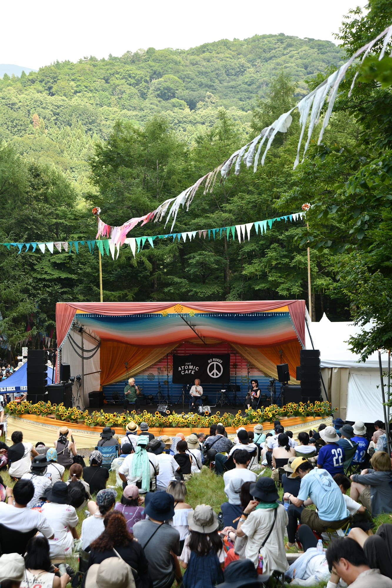 The Atomic Cafe LIVE&TALK